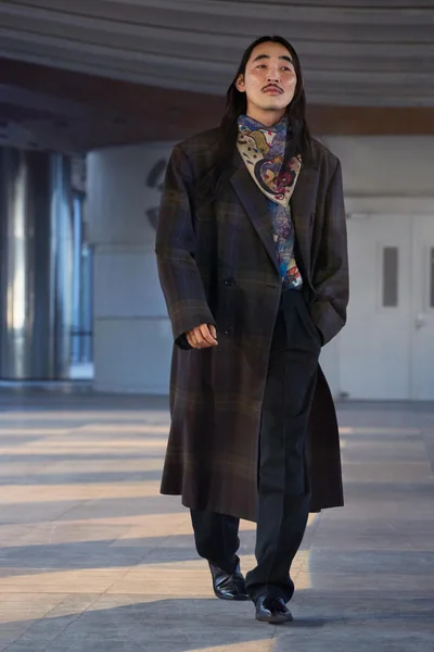 Look 56